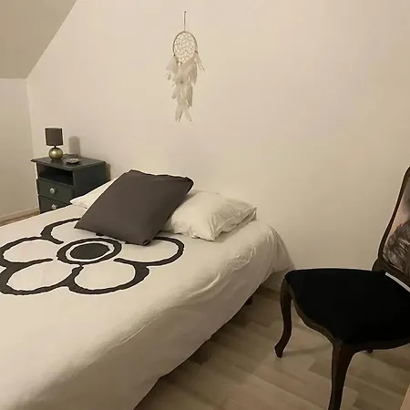 Charmante Maison A Avec Terrasse Et Jardin Cloture *