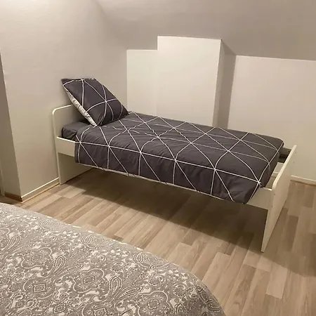 Charmante Maison A Avec Terrasse Et Jardin Cloture